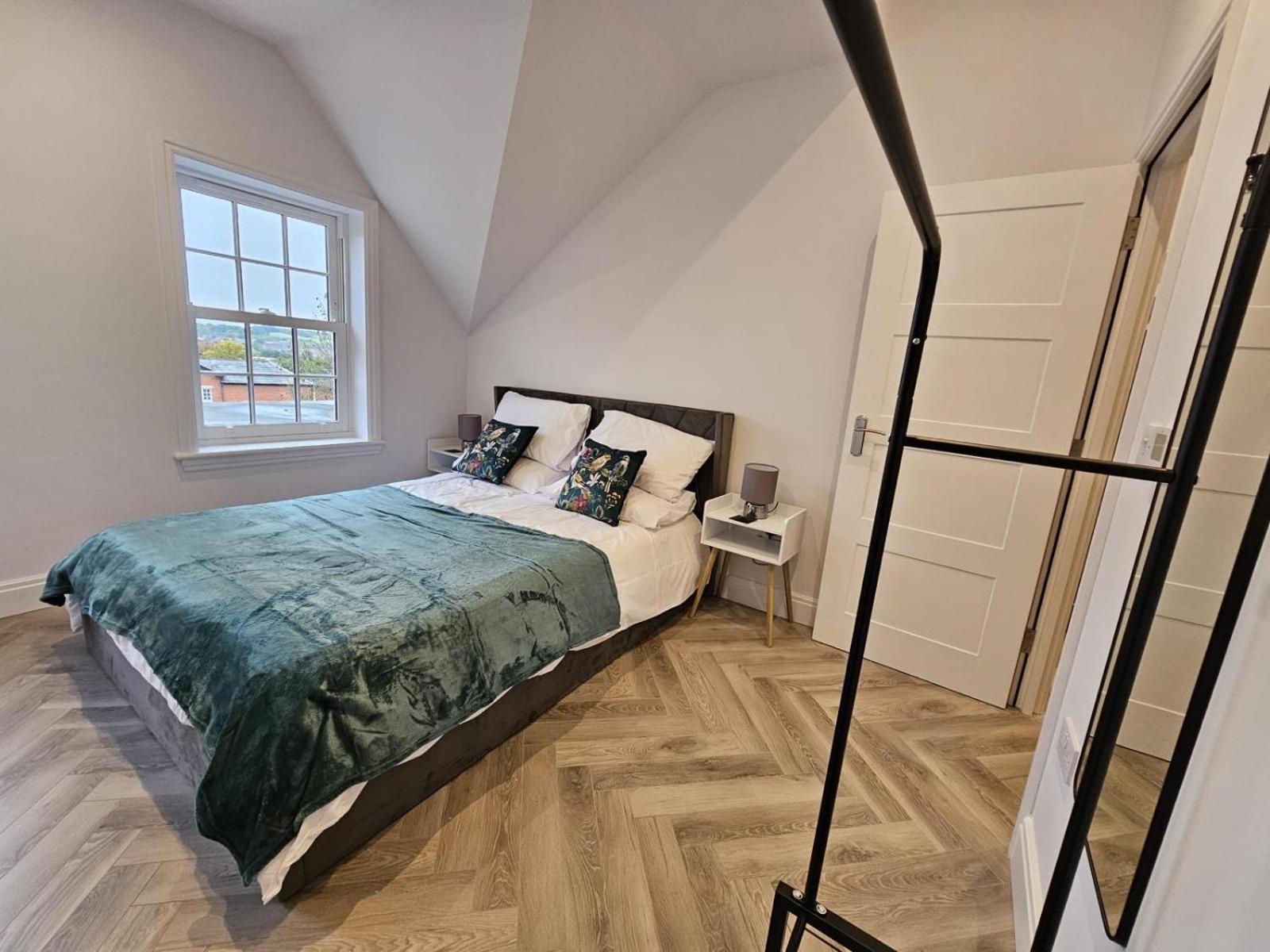 The Loft, ريديتش المظهر الخارجي الصورة