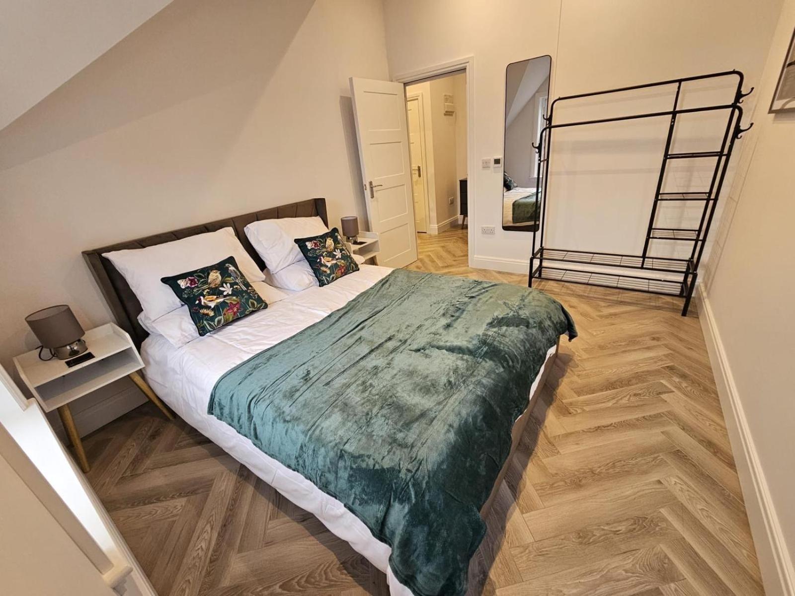 The Loft, ريديتش المظهر الخارجي الصورة