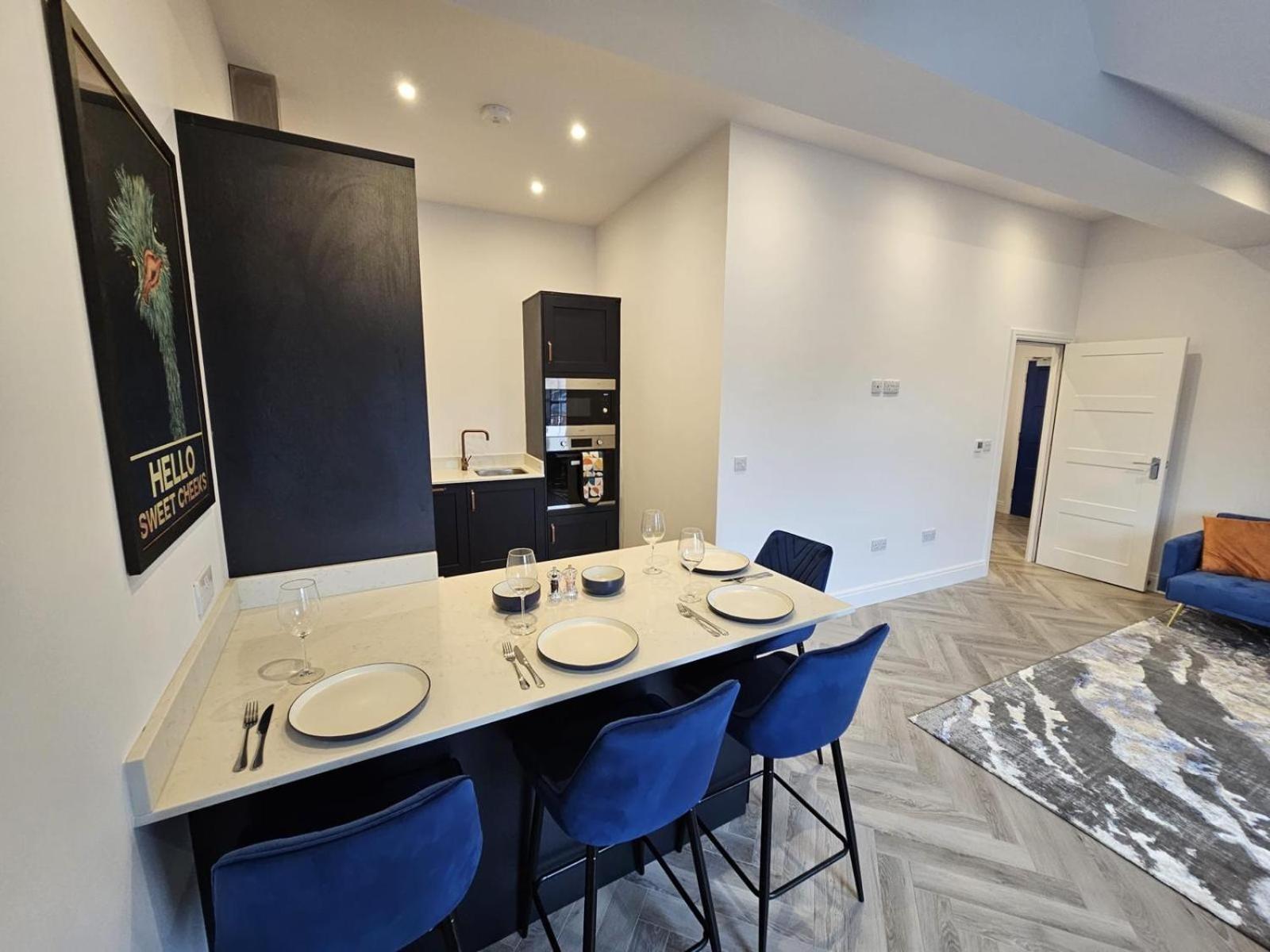 The Loft, ريديتش المظهر الخارجي الصورة