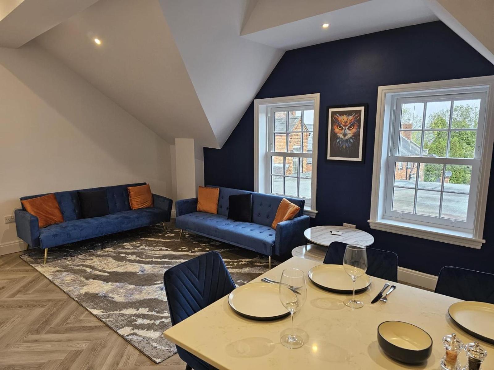 The Loft, ريديتش المظهر الخارجي الصورة